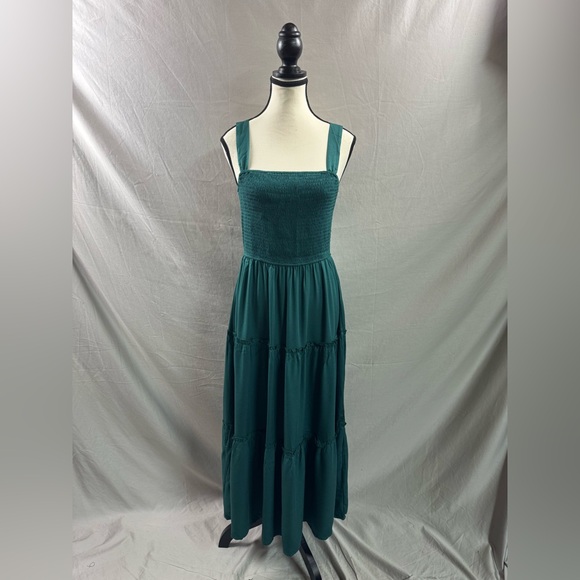 Boho Shirred Ruffle Hem Dress Emerald Green - Picture 6 of 9